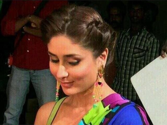 Reportedly Kareena Kapoor did the number on request of Gabbar producer Shabina Khan, who's her friend.