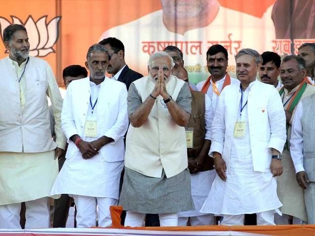 BJP's prime ministerial candidate Narendra Modi during a Bharat Vijay rally in sector-29, Gurgaon. (Parveen Kumar/HT photo)