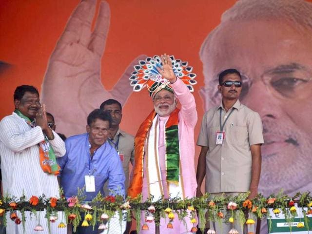 Narendra-Modi-files-his-nomination-from-Vadodara-in-Gujarat-HT-Photo Narendra-Modi-files-his-nomination-from-Vadodara-in-Gujarat-HT-Photo