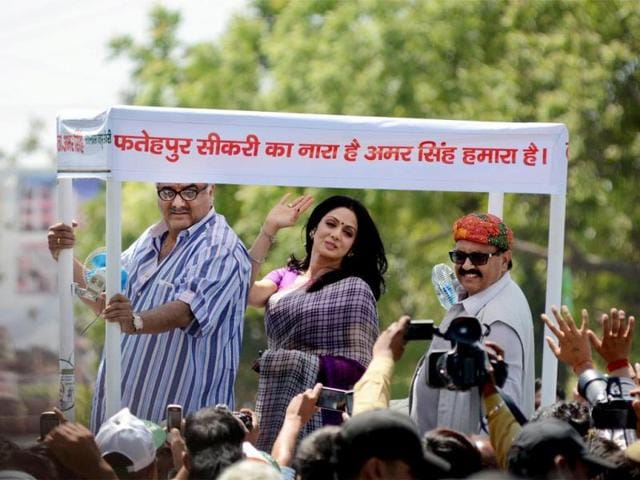 Bollywood actress Sridevi along with husband-director Boney Kapoor campaigning for RLD leader Amar Singh in Fatehpur Sikri. (PTI Photo)