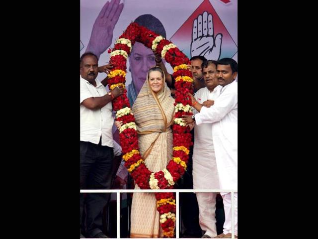 Congress president Sonia Gandhi during an election rally in Balasore, Odisha. (Arabinda Mahapatra/HT Photo)