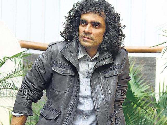 Imtiaz Ali: His no-fuss, carefree style serves as a window to his Delhi University roots. Graphic print tees, casual shirts, comfortable denims and statement jackets make up the filmmaker’s easygoing take on fashion. (HT Photo)