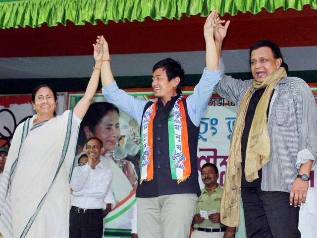 West Bengal CM Mamta Banerjee, Bollywood actor and TMC Rajyasabha MP Mithun Chakrabortry during an election rally in support of TMC Candidate Baichung Bhutia at Siliguri. (PTI Photo)