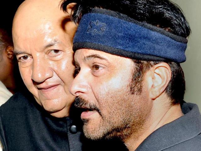 Prem Chopra poses with Anil Kapoor.