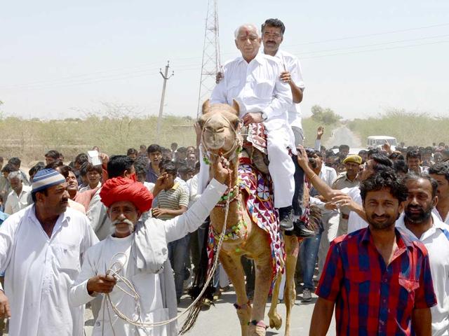 Independent-candidate-from-Barmer-Jaswant-Singh-campaigns-in-Barmer-constituency-HT-Photo Independent-candidate-from-Barmer-Jaswant-Singh-campaigns-in-Barmer-constituency-HT-Photo