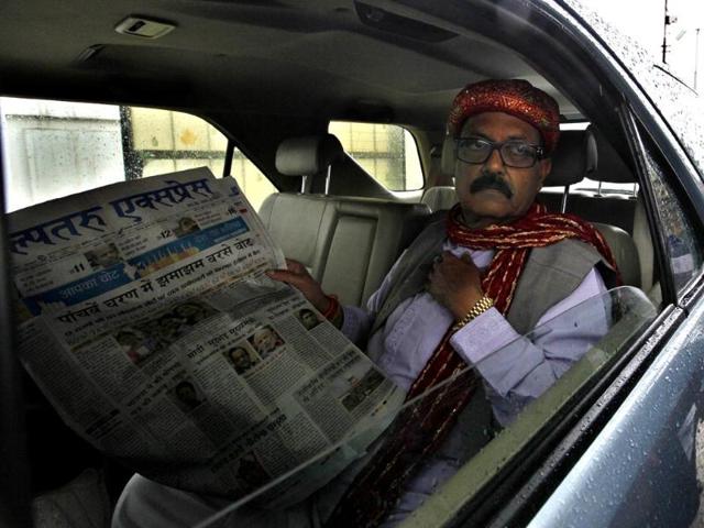 Rashtriya Lokmanch candidate Amar Singh from Fathehpur Sikari at Agra Road in Uttar Pradesh. (HT photo/Raj K Raj)