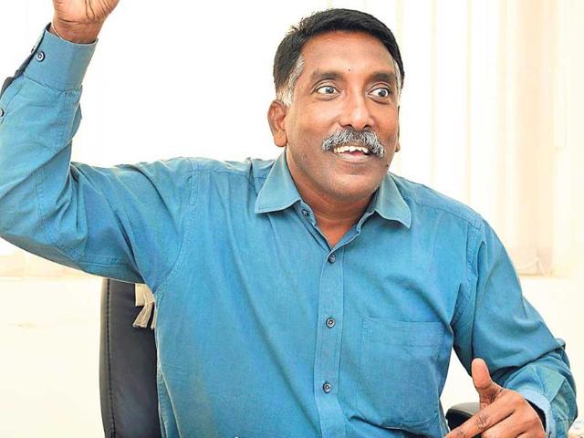Sahitya-Akademi-award-winning-author-Joe-D-Cruz-Photo-courtesy-The-Hindu-Archives Sahitya-Akademi-award-winning-author-Joe-D-Cruz-Photo-courtesy-The-Hindu-Archives