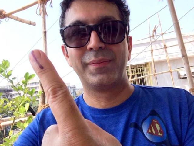Filmmaker Kunal Kohli posted his selfie after casting vote in Mumbai.