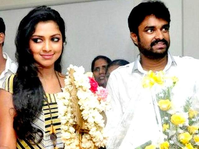 Amala-Paul-and--Vijay