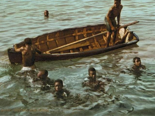 William Henry Jackson: Diving for coins, Bahamas.