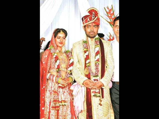 TV actor Deepika Singh tied the knot with Rohit Goyal, the director of her show, at a wedding ceremony in Mumbai. Many television celebrities attended the event including co-stars from her show. (HT Photo)