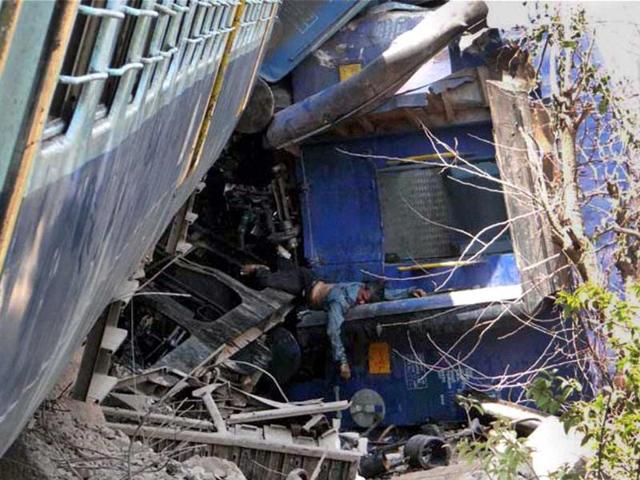A scene of the derailed passenger train at Nagothane in Raighad district on Sunday. (PTI Photo)