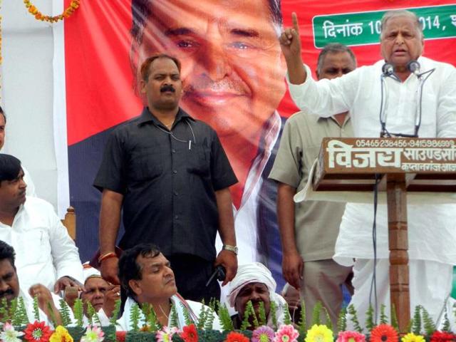 Samajwadi-Party-chief-and-candidate-Mulayam-Singh-Yadav-addresses-an-election-rally-in-Azamgarh-PTI-Photo