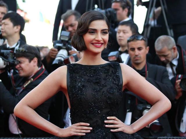 Bollywood fashionista Sonam Kapoor walked the coveted red carpet at the ongoing Cannes Film Festival in a voluminous black Elie Saab couture gown. Bollywood fashionista Sonam Kapoor walked the coveted red carpet at the ongoing Cannes Film Festival in a voluminous black Elie Saab couture gown.