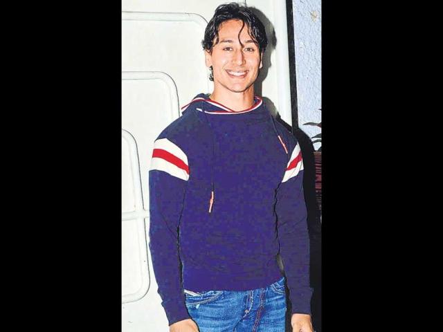 The bad: Tiger Shroff at a film screening OURTAKE: We can’t imagine why Tiger would wear his tightest shirt in the searing heat. This one, with its straitjacket-like neck, is making us claustrophobic. (HT PHOTO) The bad: Tiger Shroff at a film screening OURTAKE: We can’t imagine why Tiger would wear his tightest shirt in the searing heat. This one, with its straitjacket-like neck, is making us claustrophobic. (HT PHOTO)