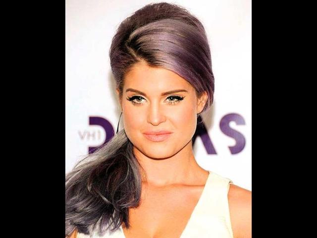 Our desi divas might be making news at Cannes, but when it comes to their hair, they seldom dare to turn up the style stakes. (Agency Photo)In picture: Kelly Osbourne. Our desi divas might be making news at Cannes, but when it comes to their hair, they seldom dare to turn up the style stakes. (Agency Photo)In picture: Kelly Osbourne.