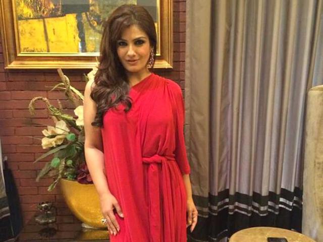 After-being-roped-in-for-Anurag-Kashyap-s-Bombay-Velvet-actor-Raveena-Tandon-has-now-signed-another-movie-with-the-Onir-Photo-courtesy-Twitter After-being-roped-in-for-Anurag-Kashyap-s-Bombay-Velvet-actor-Raveena-Tandon-has-now-signed-another-movie-with-the-Onir-Photo-courtesy-Twitter