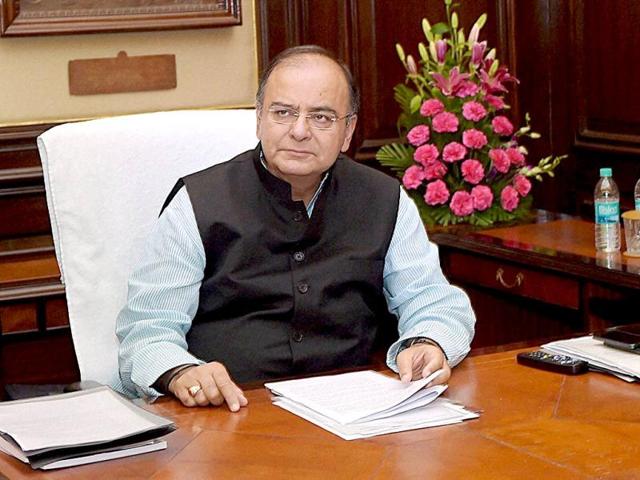 Security-officials-guard-budget-copies-at-Parliament-House-as-finance-minister-Arun-Jaitley-to-present-union-budget-2014-15-in-Parliament-in-New-Delhi-HT-photo-Vipin-Kumar Security-officials-guard-budget-copies-at-Parliament-House-as-finance-minister-Arun-Jaitley-to-present-union-budget-2014-15-in-Parliament-in-New-Delhi-HT-photo-Vipin-Kumar