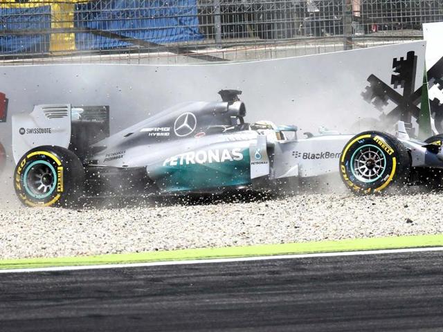 Mercedes-F1-driver-Lewis-Hamilton-crashes-his-car-during-the-qualifying-of-the-German-Grand-Prix-at-the-Hockenheim-racing-circuit-Reuters-Photo Mercedes-F1-driver-Lewis-Hamilton-crashes-his-car-during-the-qualifying-of-the-German-Grand-Prix-at-the-Hockenheim-racing-circuit-Reuters-Photo