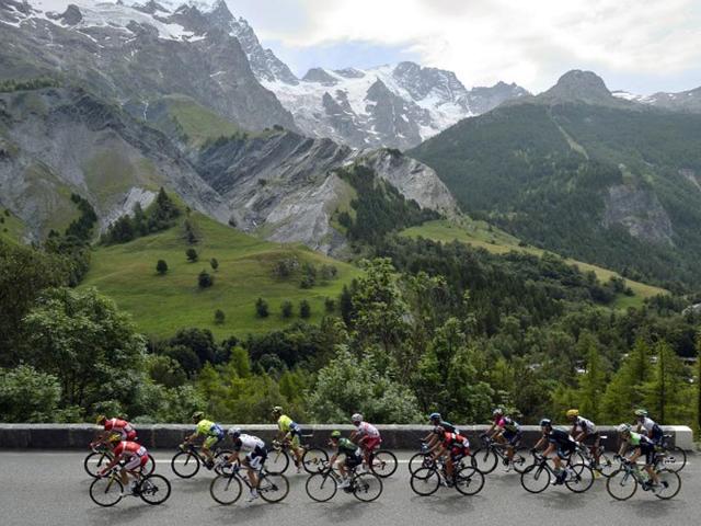 France, Risoul: Cyclists ride in a breakaway during the 177 km fourteenth stage of the 101st edition of the Tour de France cycling race between Grenoble and Risoul on July 19, 2014. (AFP/Lionel Bonaventure)
