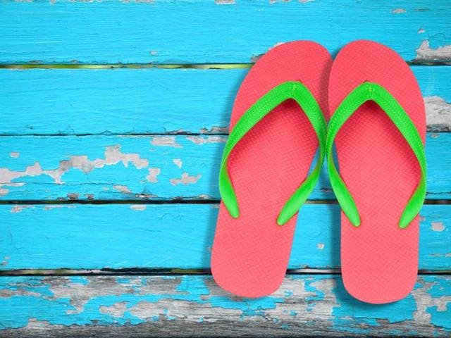 Slip not Pick comfortable footwear for the rainy days Fashion