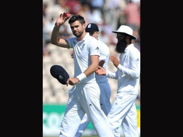England’s James Anderson celebrates taking five wickets in the first innings (AFP Photo)