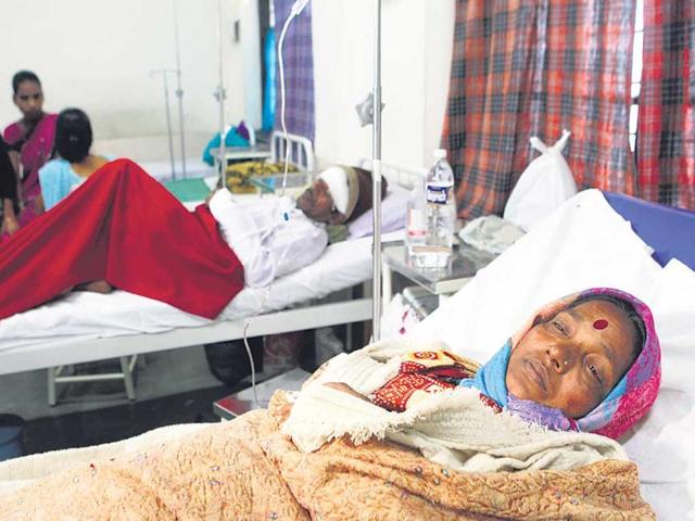 Kalubai-Lembhe-and-her-husband-one-of-the-few-survivors-recuperate-at-a-local-hospital-Satish-Bate-HT-photo Kalubai-Lembhe-and-her-husband-one-of-the-few-survivors-recuperate-at-a-local-hospital-Satish-Bate-HT-photo