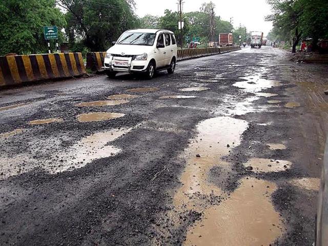 Roads in Shajapur have developed potholes after heavy rains. (HT photo)