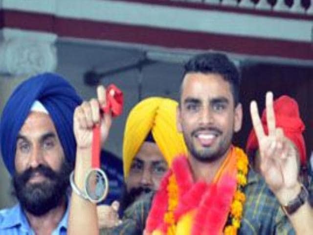 WG bronze medal winner athlete Arpinder Singh in Amritsar on Saturday. August 9, 2014 .Sameer Sehgal/ HT