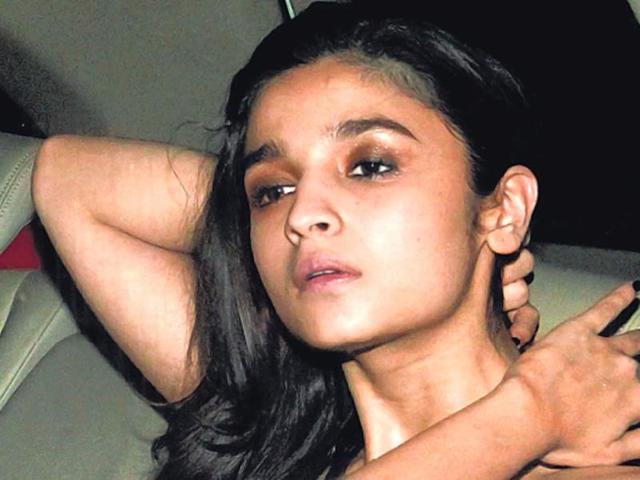 Alia Bhatt was spotted with the Bollywood newbies in Bandra, Mumbai.