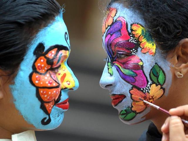 Week Long I Day Celebrations Hindustan Times Relevance (upcoming events) recently abstract portrait painting class. week long i day celebrations