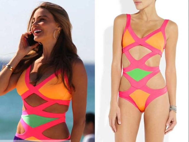 Sofia-Vergara-shows-off-her-curves-in-a-strappy-neon-swimsuit