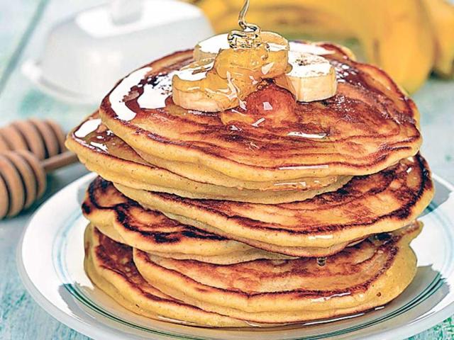 Creamy caramel banana topping, perfect with pancakes and vanilla sponge cakes INGREDIENTS: 1/2 cup brown sugar 1/4 cup whipped cream 1/4 cup light corn syrup 2 tbsp butter 1 tsp vanilla essence 3 bananas sliced METHOD: Mix all the ­ingredients except the ­bananas. Put on medium heat and bring to a boil. Keep ­stirring and remove from heat. Gently put the sliced bananas in the mixture until they get coated. Keep it warm. Serve it with pancakes or sponge cake. — Recipe by Chef Ganesh, Roost Bistro, Delhi