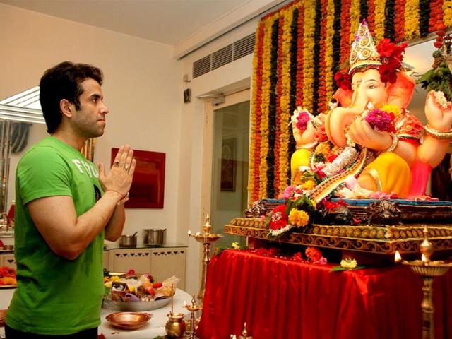 Tusshar Kapoor during the Ganesh Chaturthi celebrations at his residence in Mumbai on August 29, 2014. (IANS)