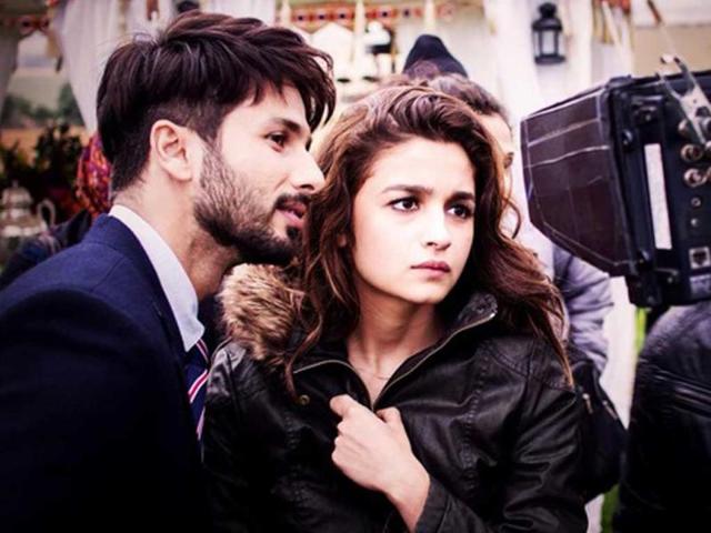 Alia Bhatt and Shahid Kapoor in a poster of Shaandaar.