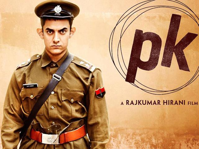 Aamir-Khan-dressed-as-a-cop-in-PK-s-motion-poster