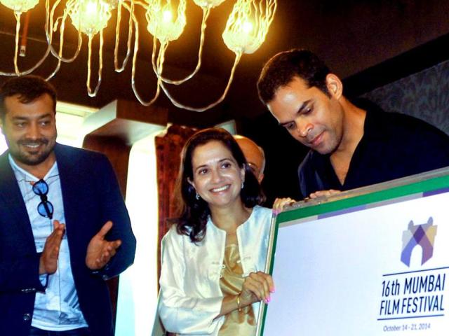 Anurag Kashyap, film critic and creative advisor Anupama Chopra and film director Vikramaditya Motwane snapped at the press conference of the 16th Mumbai film festival in Mumbai on September 17, 2014. (AFP Photo)