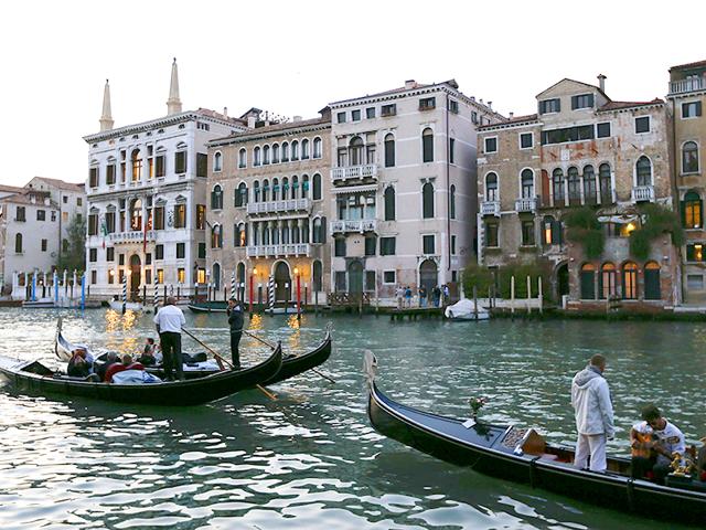 The entrance of the 7-star Aman hotel on Venice's Grand Canal, where it is rumoured US Hollywood star George Clooney will celebrate his wedding with his fiancee Amal Alamuddin. (Reuters)