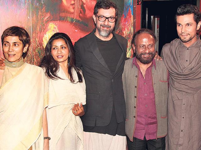 Rajat Kapoor, Ketan Mehta and Randeep Hooda pose for the shutterbugs at a Mumbai event. (Photos: Yogen Shah)