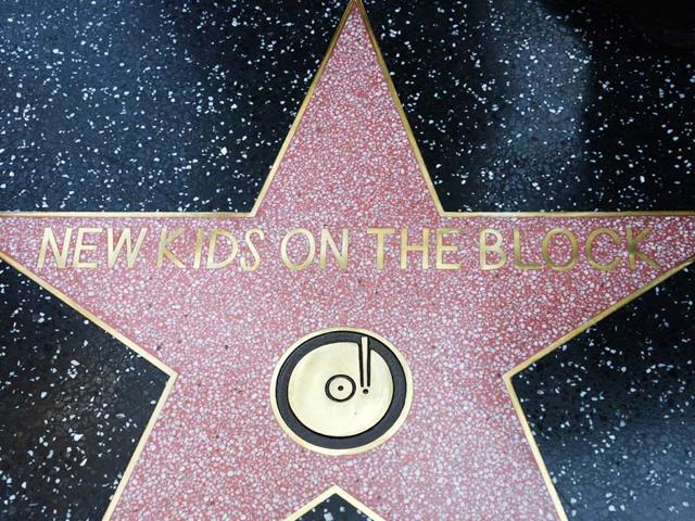 The much sought after star. The multi-platinum selling, award-winning musical group received the 2,530th star in the category of Recording. (AFP Photo) The much sought after star. The multi-platinum selling, award-winning musical group received the 2,530th star in the category of Recording. (AFP Photo)