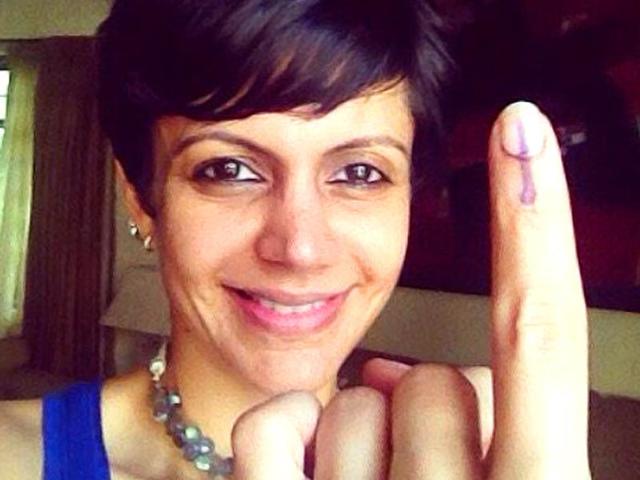Mandira Bedi shows off her inked finger. (Courtesy: Twitter)