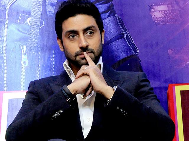 Abhishek-Bachchan-shows-off-his-voting-selfie-Courtesy-Twitter