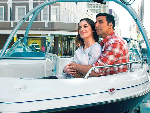 Akshay-Kumar-with-co-star-Michelle-in-a-still-from-a-song-in-The-Shaukeens Akshay-Kumar-with-co-star-Michelle-in-a-still-from-a-song-in-The-Shaukeens