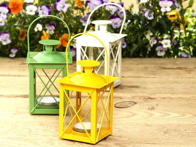 Buy a few lanterns at the local thrift shop, get a few tea light candles and keep one in each corner of the room. It will automatically add drama to your room!