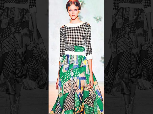 Japanese fashion designer Tsumori Chisato’s fun take on mixed prints. Japanese fashion designer Tsumori Chisato’s fun take on mixed prints.