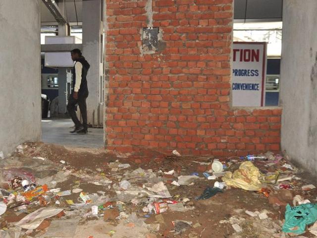 Under-construction-area-at-the-Chandigarh-railway-station-is-being-used-as-dumpyard