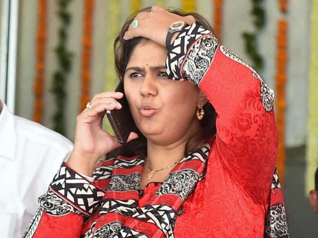 BJP MLA Pankaja Munde, daughter of former BJP leader Gopinath Munde at Vidhan Bhavan for the three-day special session of Maharashtra assembly in Mumbai. (PTI photo)