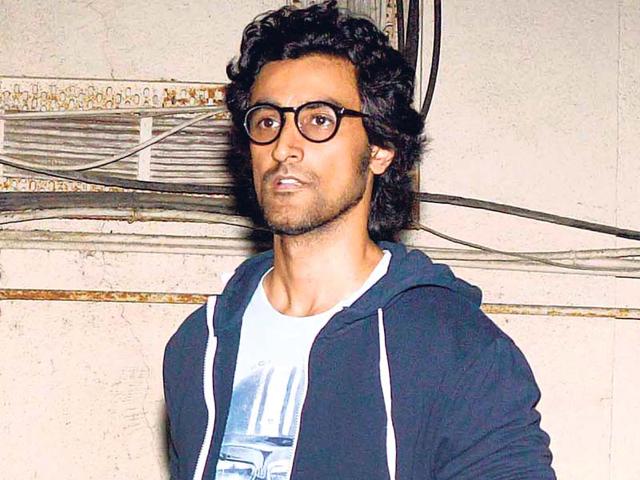 Kunal Kapoor was seen leaving a cinema hall in Mumbai. (Photo: Yogen Shah)
