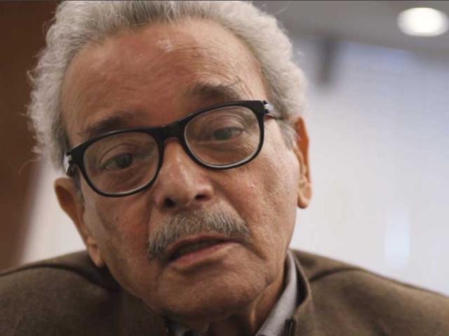 <p>Poet and noted Urdu critic Shamsur Rahman Faruqi, talks about the theme of his new book 'The Sun That Rose from the Earth', the first lines of childish expression he wrote as a 7 year old and recites his favorite poem 'Lala'ay Sehra' by Allama Iqbal.</p>