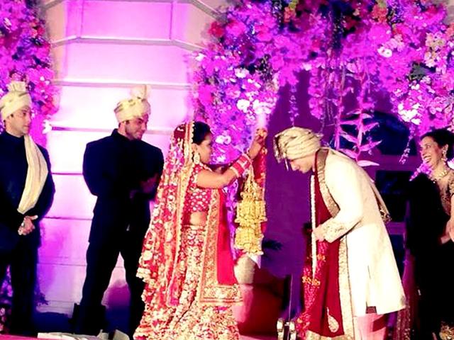 Seen here are Arpita Khan's elder brothers Salman and Sohail (on his right). (Courtesy: Twitter) Seen here are Arpita Khan's elder brothers Salman and Sohail (on his right). (Courtesy: Twitter)